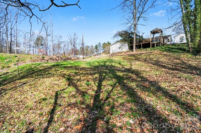 5069 W Piedmont Circle, Conover, NC 28613