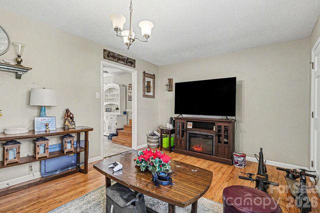 5069 W Piedmont Circle, Conover, NC 28613