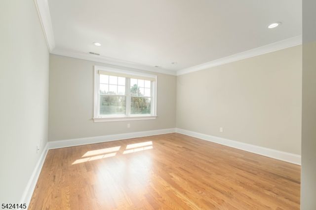 85 May Dr, Chatham Twp., NJ 07928