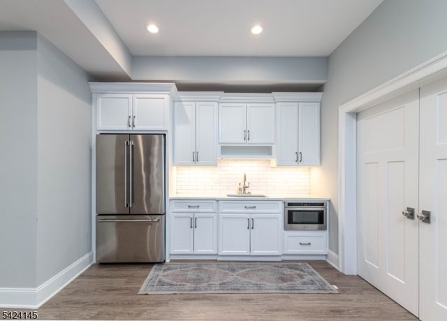 85 May Dr, Chatham Twp., NJ 07928