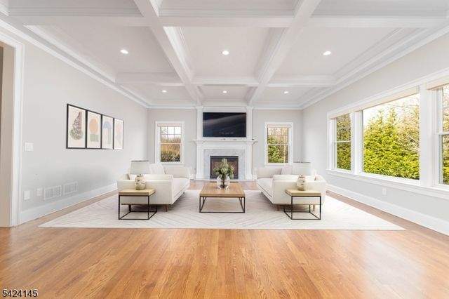 85 May Dr, Chatham Twp., NJ 07928