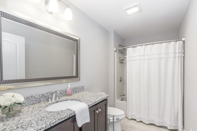 2 Del Ray Drive, Windham, NH 03087