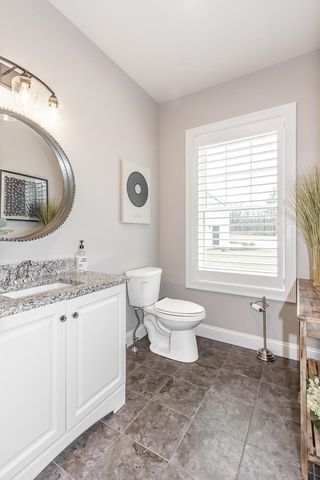 2 Del Ray Drive, Windham, NH 03087