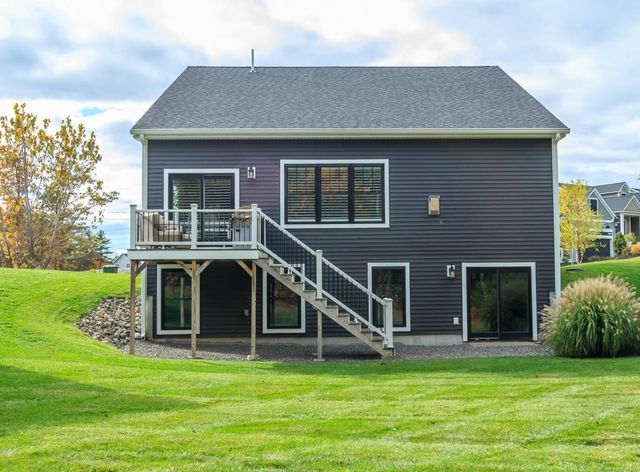 2 Del Ray Drive, Windham, NH 03087