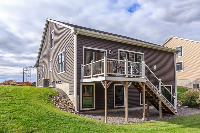 2 Del Ray Drive, Windham, NH 03087