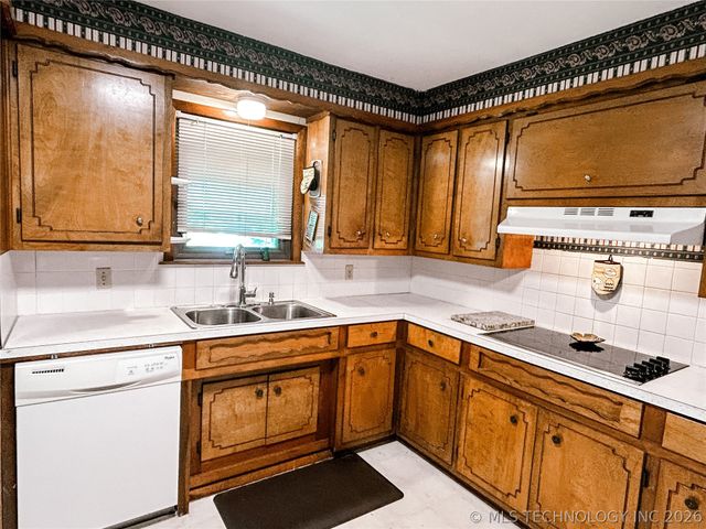 1176 W Albert Road, Mcalester, OK 74501