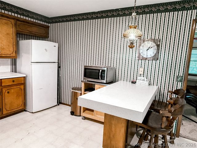 1176 W Albert Road, Mcalester, OK 74501