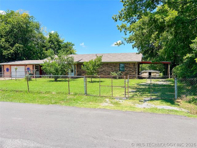 1176 W Albert Road, Mcalester, OK 74501