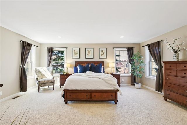 1347 Wild Indigo Road, Grayslake, IL 60030