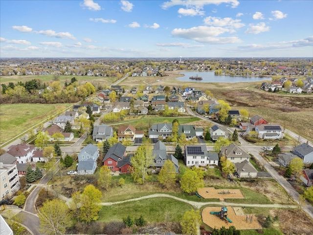 1347 Wild Indigo Road, Grayslake, IL 60030