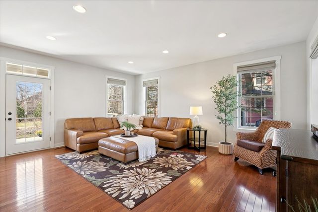 1347 Wild Indigo Road, Grayslake, IL 60030