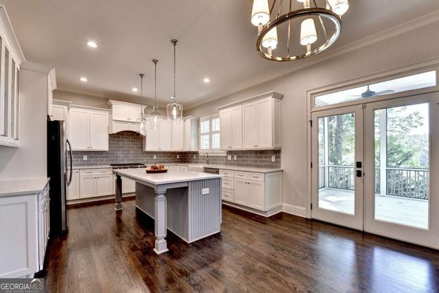383 Birchfield Drive, Marietta, GA 30068