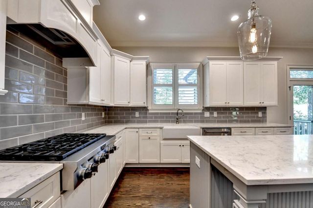 383 Birchfield Drive, Marietta, GA 30068