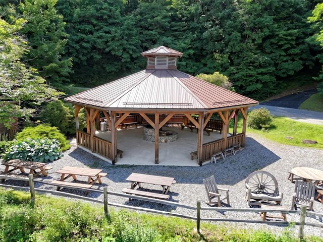 00 Rising Sun Road 338, Waynesville, NC 28786