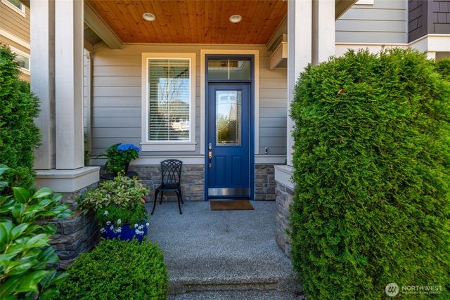 23331 SE 4th Place, Sammamish, WA 98074