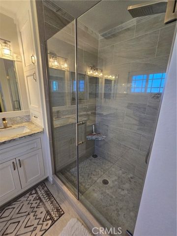 2059 Summit Drive, Escondido, CA 92025