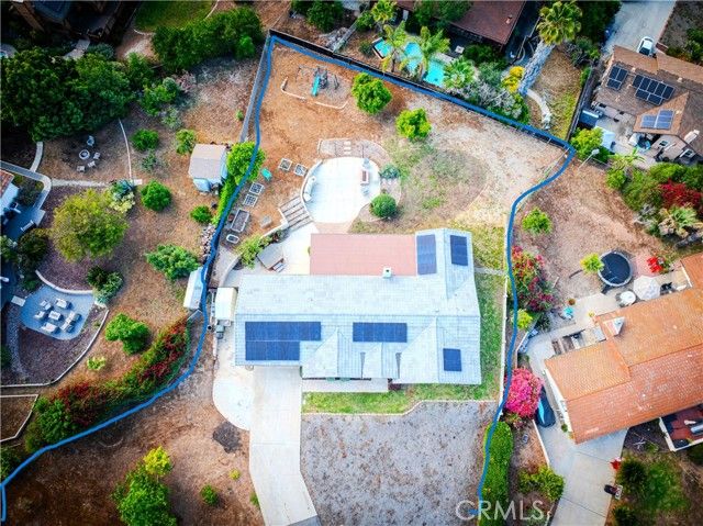 2059 Summit Drive, Escondido, CA 92025