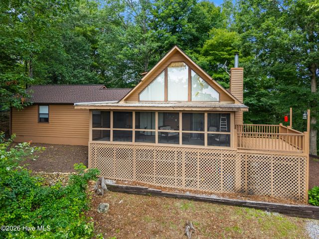620 Cardinal Road, Murphy, NC 28906