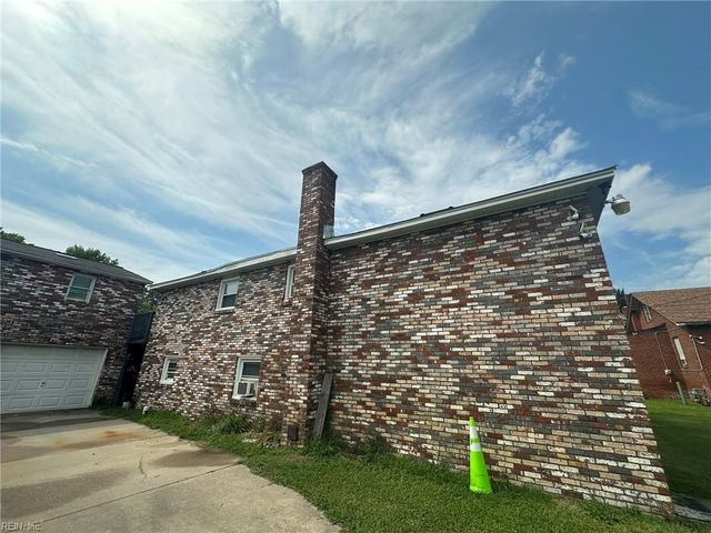 227 Little Farms AVE, Hampton, VA 23661