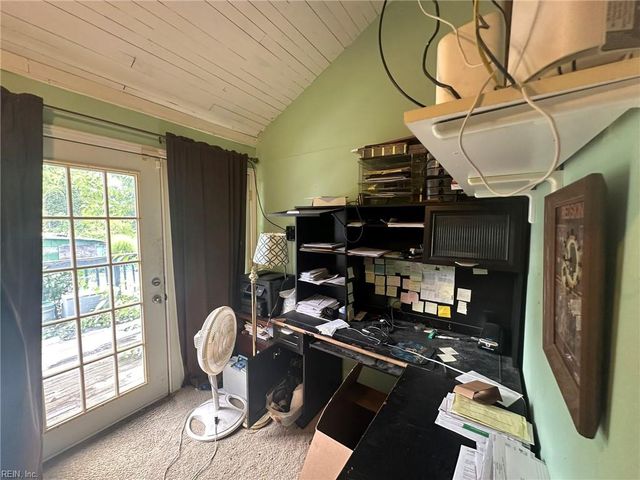 227 Little Farms AVE, Hampton, VA 23661