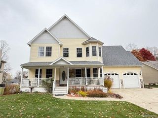 1075 Crystal Wood Drive, Davison, MI 48423