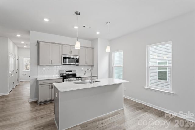 5865 Tuckaseegee Road 02, Charlotte, NC 28208