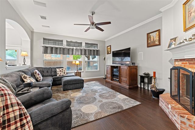 12567 Daimler Drive, Frisco, TX 75033