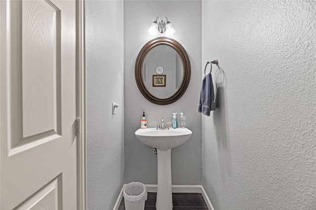 12567 Daimler Drive, Frisco, TX 75033