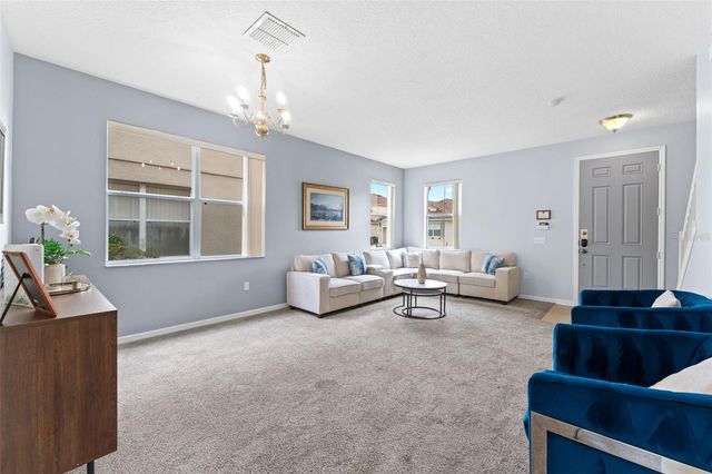 213 WILLOW VIEW DRIVE, Davenport, FL 33896