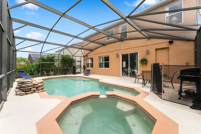 213 WILLOW VIEW DRIVE, Davenport, FL 33896