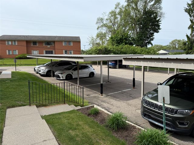 454 Romeo Road 226, Rochester, MI 48307