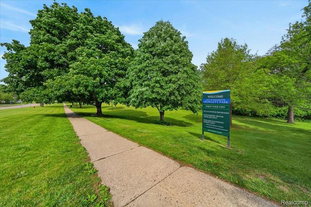 454 Romeo Road 226, Rochester, MI 48307