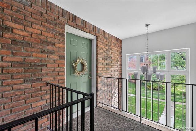 454 Romeo Road 226, Rochester, MI 48307