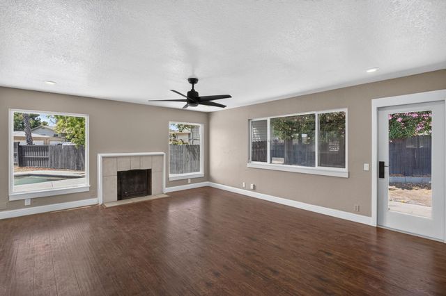 6101 Shenandoah Dr, Sacramento, CA 95841