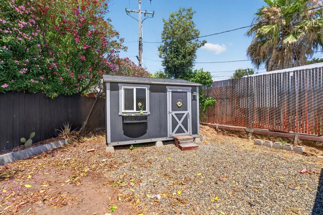 6101 Shenandoah Dr, Sacramento, CA 95841