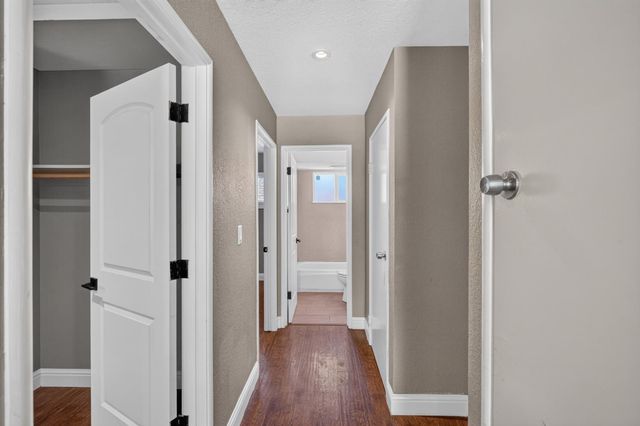 6101 Shenandoah Dr, Sacramento, CA 95841