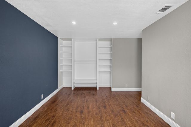 6101 Shenandoah Dr, Sacramento, CA 95841