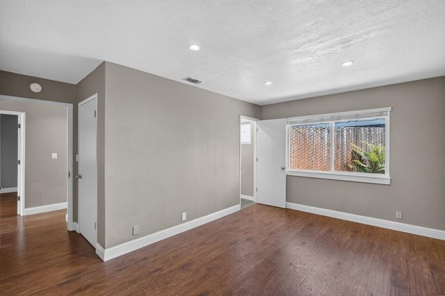 6101 Shenandoah Dr, Sacramento, CA 95841