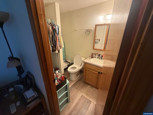 749 2nd Pl, Jefferson, OR 97352