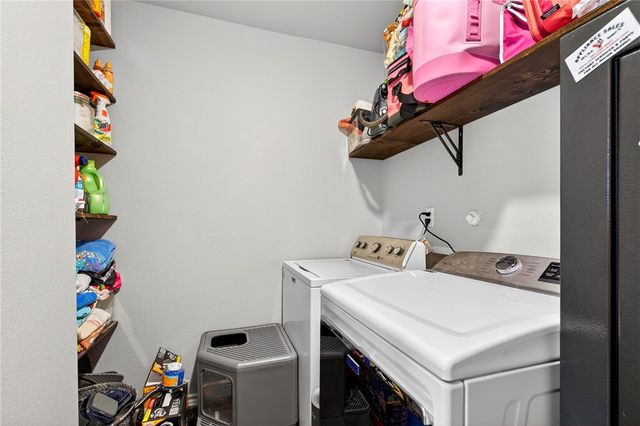 7518 Loyd Neal Dr, Corpus Christi, TX 78414