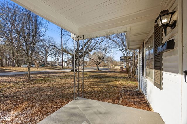 707 E Mason Street, Franklinton, NC 27525