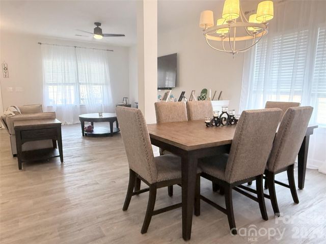 113 Dublin Court, Statesville, NC 28677