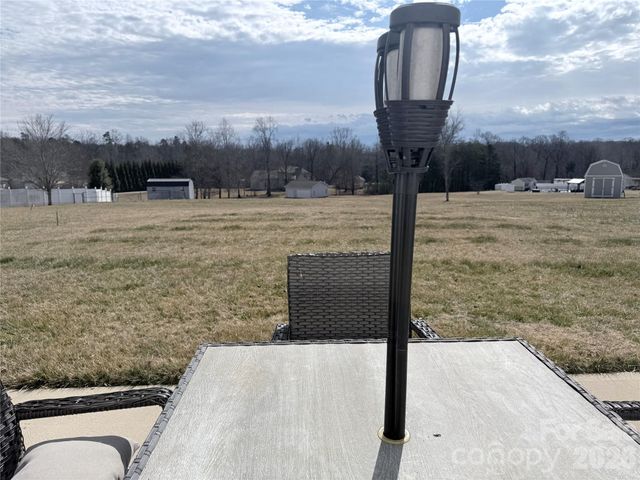 113 Dublin Court, Statesville, NC 28677