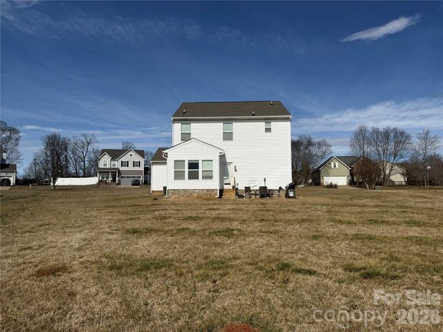 113 Dublin Court, Statesville, NC 28677