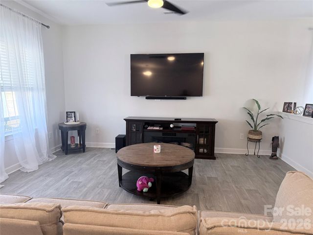 113 Dublin Court, Statesville, NC 28677