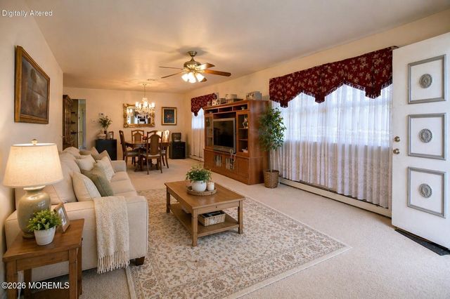 32 Bonaire Drive, Toms River, NJ 08757