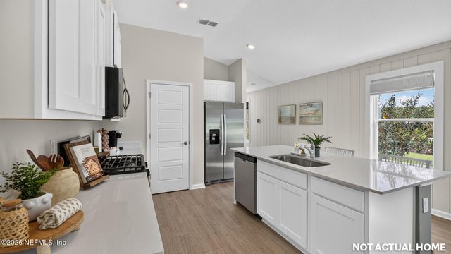 331 CHAMBERS Avenue, Yulee, FL 32097
