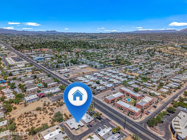 3352 E Fort Lowell Road, Tucson, AZ 85716