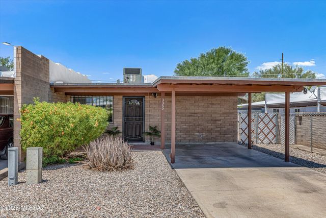 3352 E Fort Lowell Road, Tucson, AZ 85716