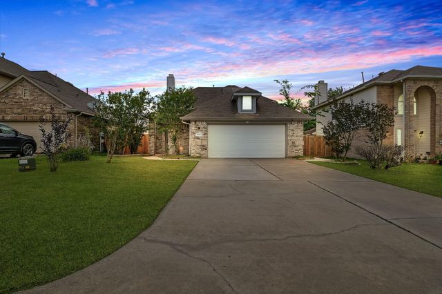 18436 Sunrise Pines Drive, Montgomery, TX 77316